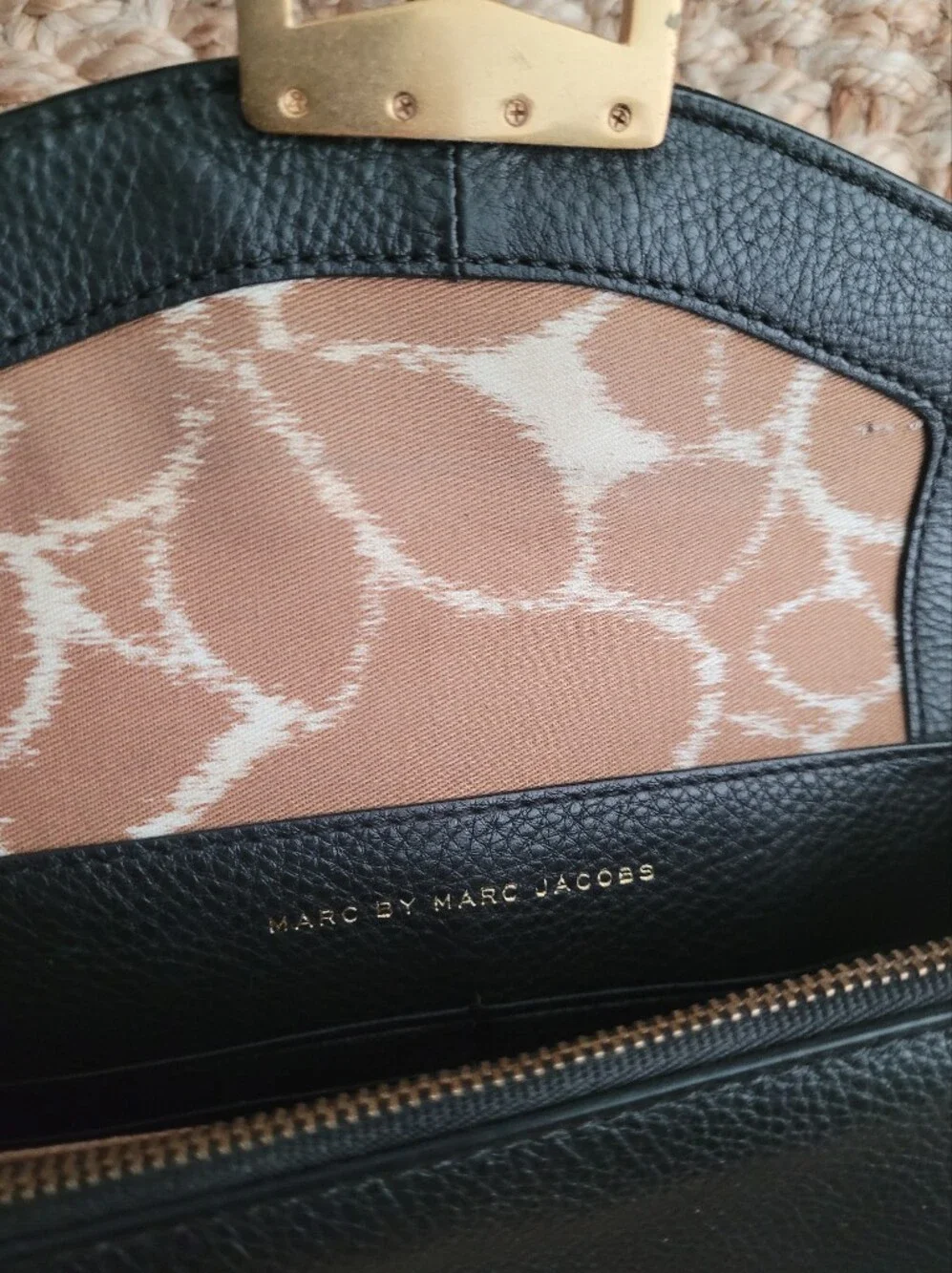 Marc by Marc Jacobs Black Pebbled Leather Turnlock Chain Strap Crossbody Bag